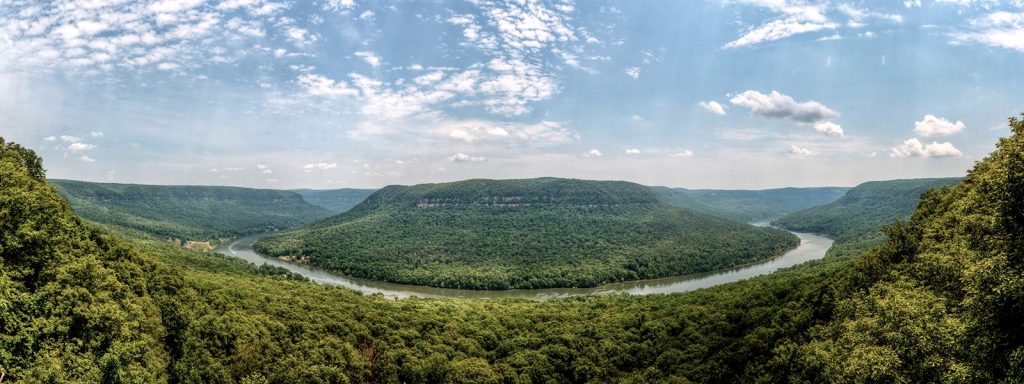 Snoopers Rock Overlook (Michael R. Hicks)