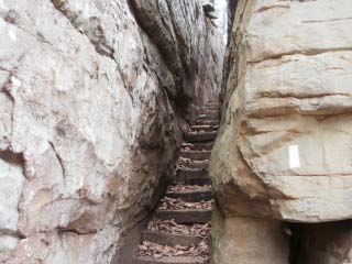 Trail through Stone Door (Don Taylor)